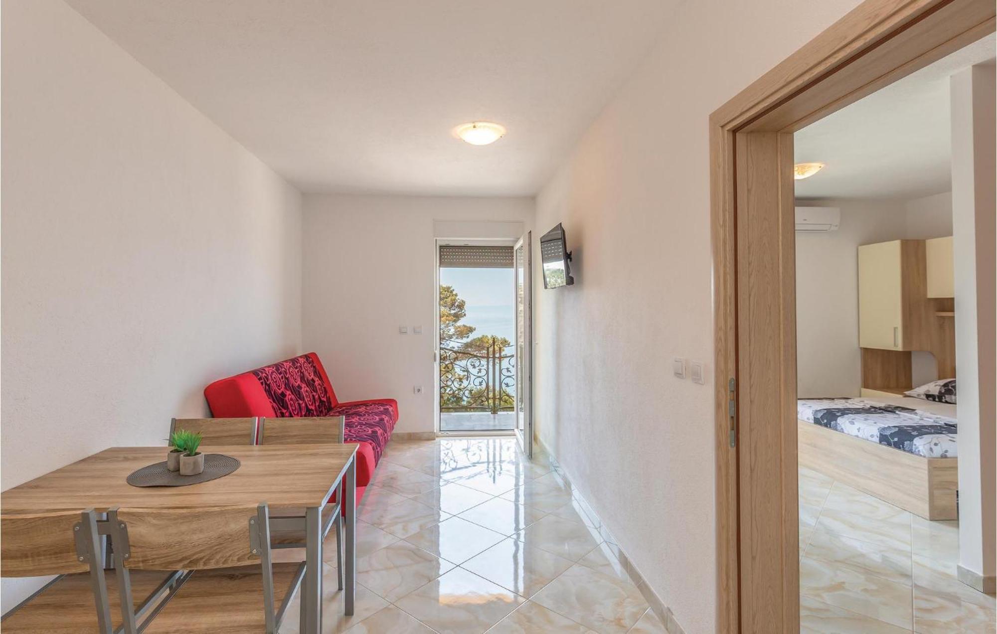 Nice Apartment In Krvavica With House Sea View Екстер'єр фото